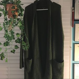 AE Cardigan